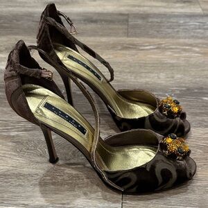 Laundry By Shelli Segal Brown Heels with Gold Accents